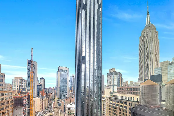 Rented by New York Residence | media 13