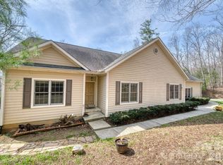 45 Baton Ln, Asheville, NC 28803