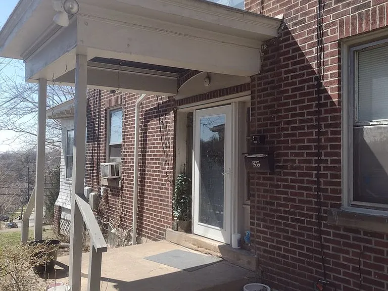 256 Mabrick Ave — Photo 30