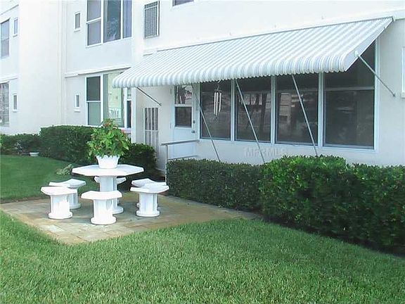 3rd image of 1898 Shore Dr S APT 111
