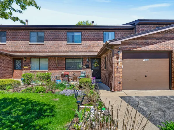1219 Hunters Ln Unit 1219, Lake Zurich, IL 60047