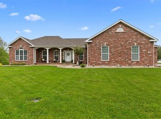 316 Thomas Ln, Waterloo, IL 62298