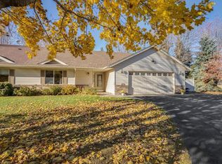 207 Brookview Ct NW, Isanti, MN 55040