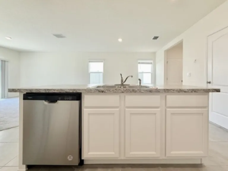 1374 Holodak Dr — Photo 10