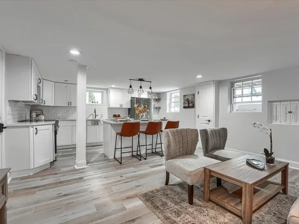 46 Sturgis St APT 1, Winthrop, MA 02152