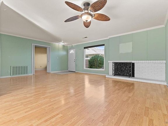 4th image of 6 Glengreen Street