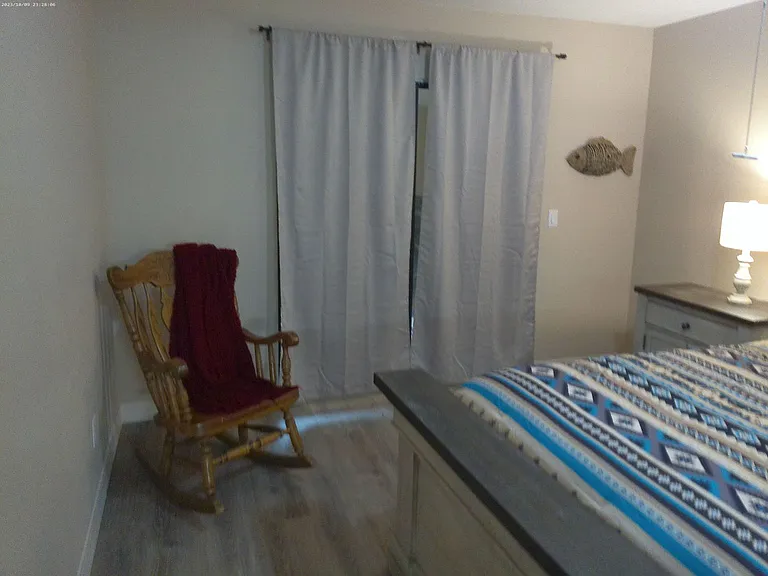 1640 Emerald Dr — Photo 7