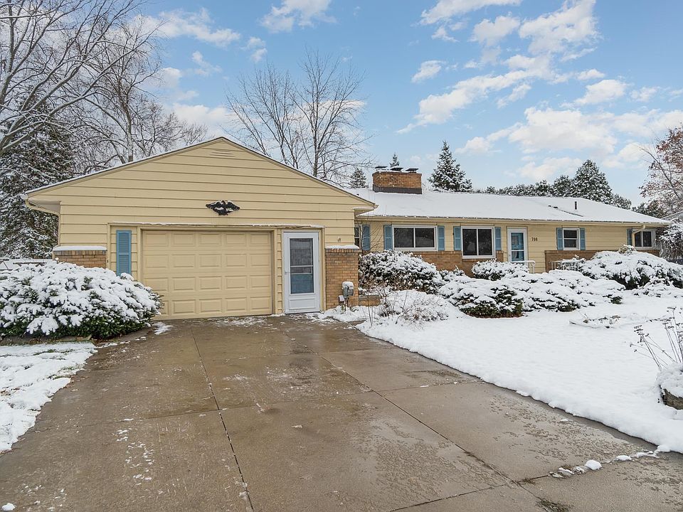 1st image of 708 Handy Dr