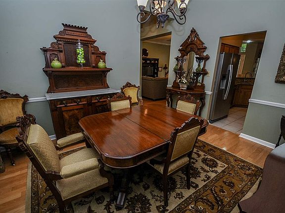 5th image of 2914 Whittington Dr