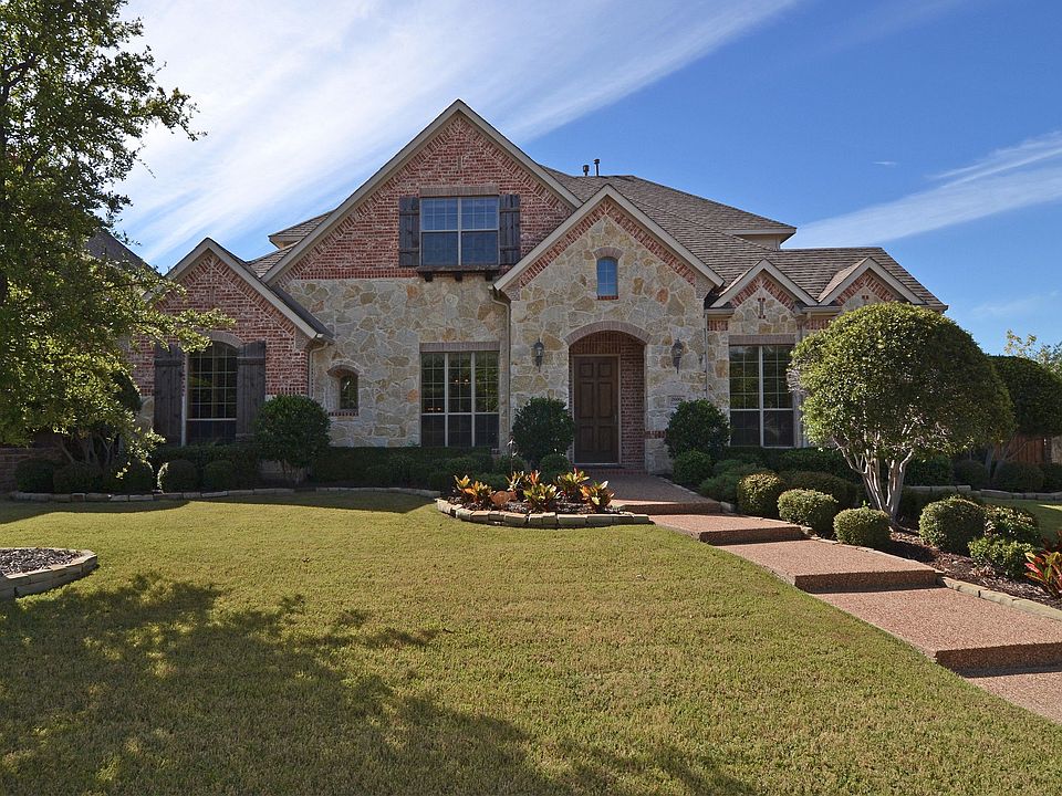 1st image of 2600 Camille Dr