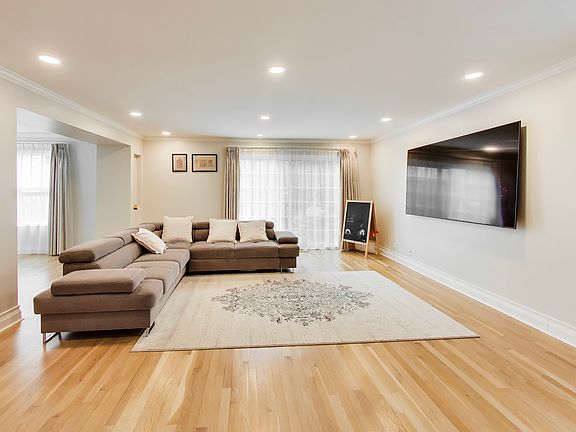 4th image of 2198 Brookside Ln