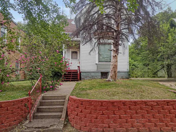 1116 Crosby St, Rockford, IL 61107