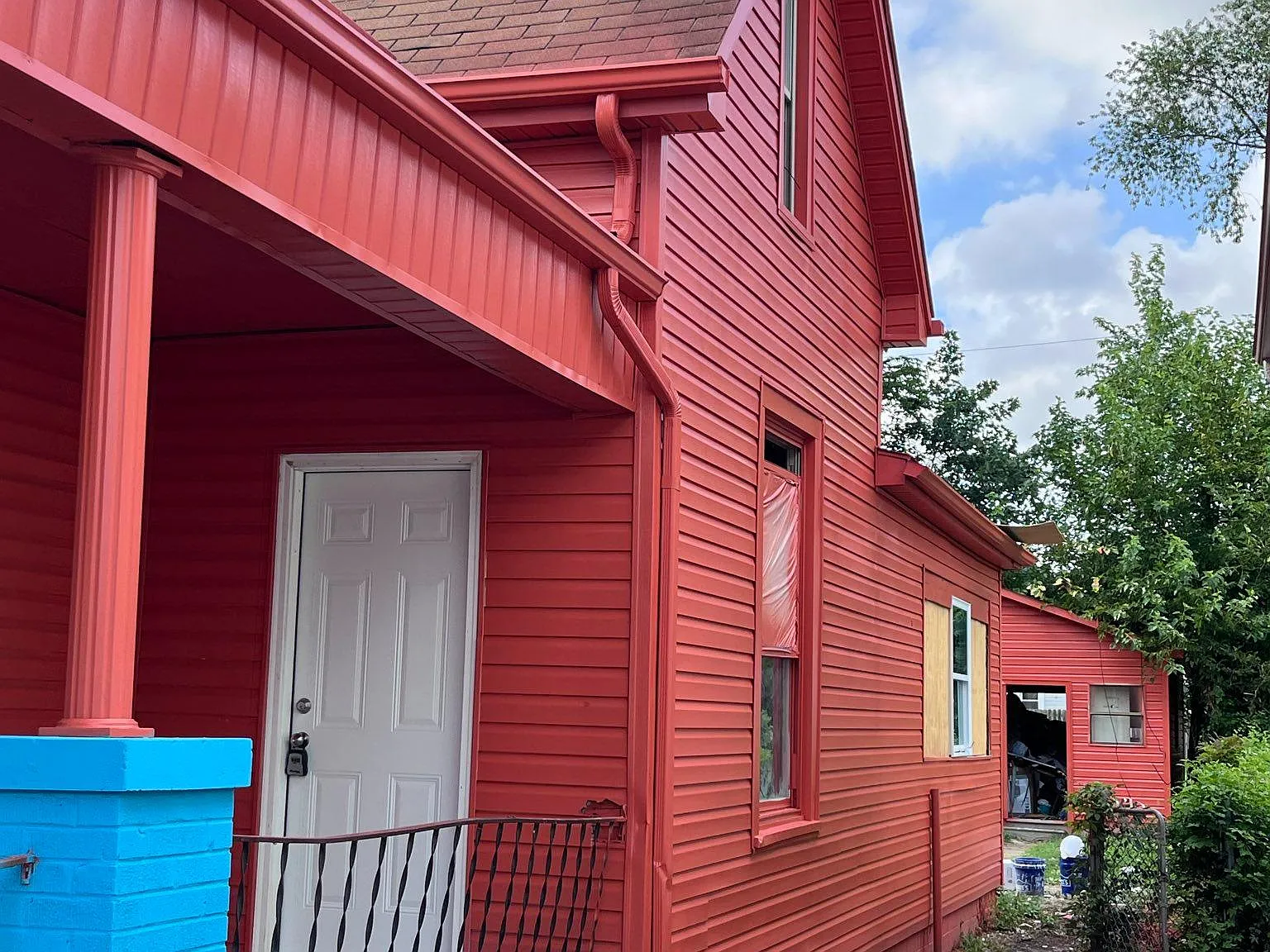 722 Jackson Avenue - 1 — Photo 3