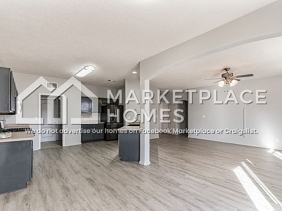5th image of 620 Creekside Ave SW