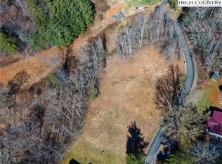 Davis Rd, Jefferson, NC 28640