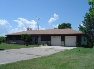 247 Old Knapp Rd, Oshkosh, WI 54902