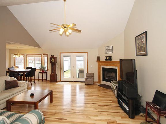 4th image of 3641 S Sunrise Ave