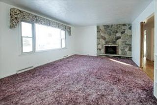 3rd image of 9837 S 12th St