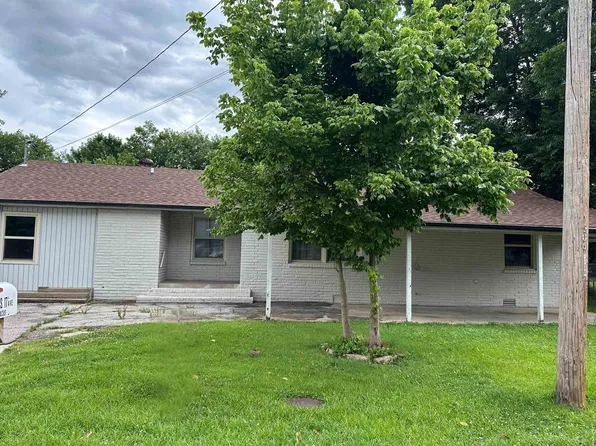 207 S 17th Ave, Paragould, AR 72450