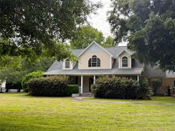 2766 Livery Ln, Lady Lake, FL 32162