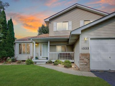 1222 Granite Ct, Shakopee, MN, 55379