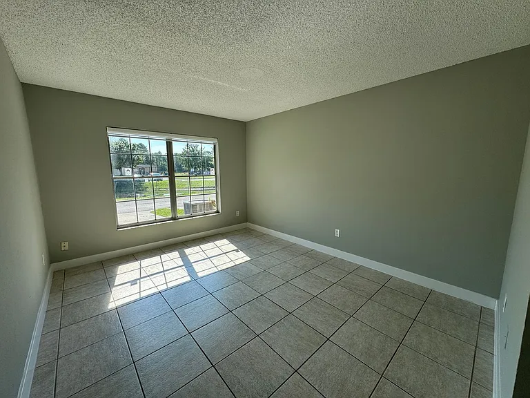 1357 Sophie Blvd — Photo 8