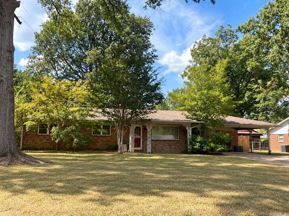 909 N Charlyne Ave, Brinkley, AR 72021