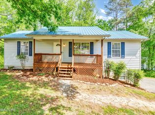 330 Ridgeview Dr, Oliver Springs, TN 37840