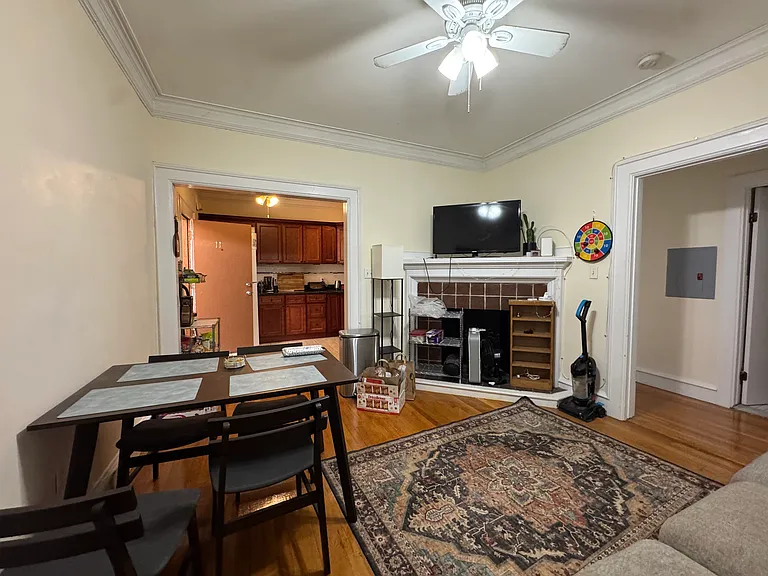 21 Park Vale Ave #11T — Photo 29