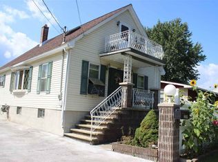 2209 Lenox Rd, Schenectady, NY 12308