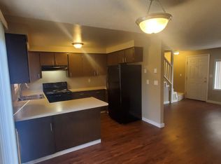 565 Mary Neal Ln, Creswell, OR 97426