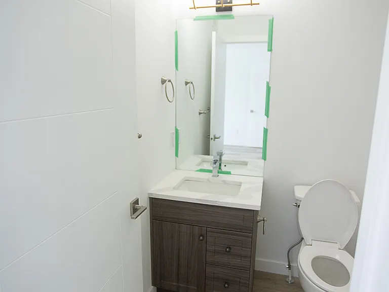 154 A Perth Ave #1 — Photo 15
