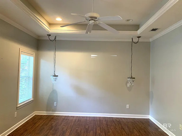 1000 Wesley Ave — Photo 10