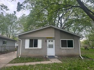 15152 McGuire St, Taylor, MI 48180