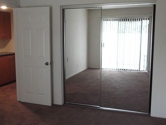 3rd image of 760 E Route 66 APT 27