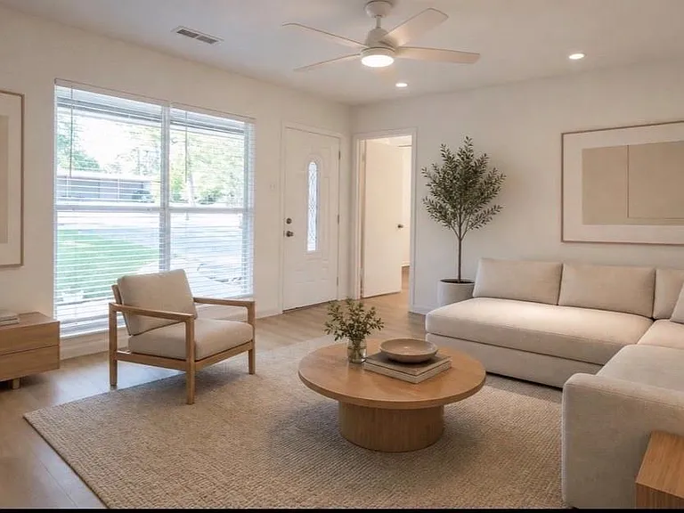 322 Broad Ripple Dr — Photo 3