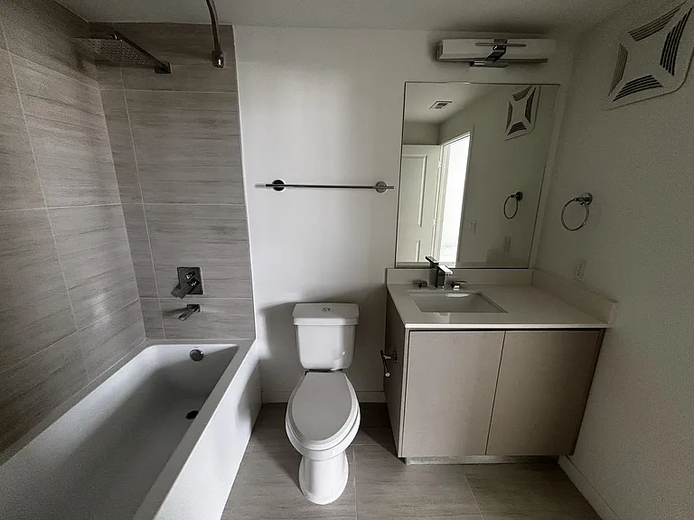 5563 Millenia Park Blvd — Photo 19