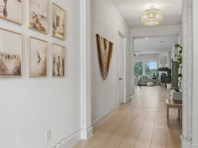 8407 Prairie Rye Dr — Photo 4