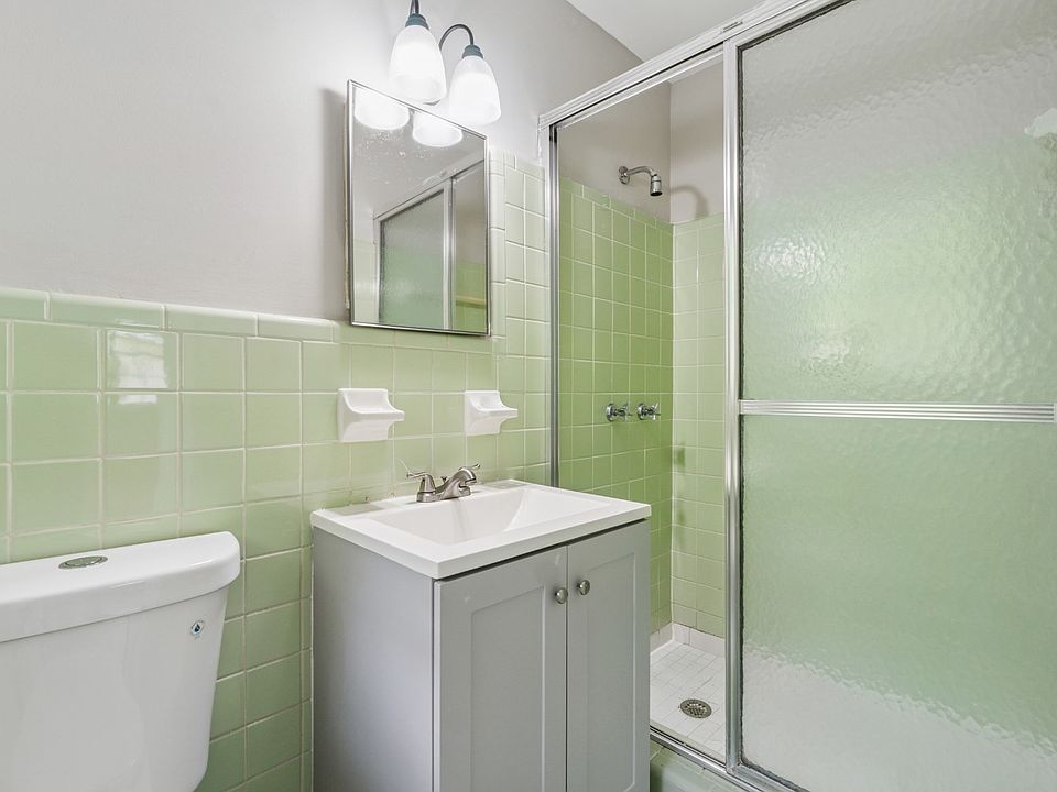 13th image of 4616 Greenspring Rd