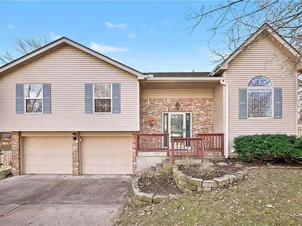 15209 W 91st Pl, Lenexa, KS 66219