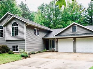 3961 Staple Rd, Muskegon, MI 49445