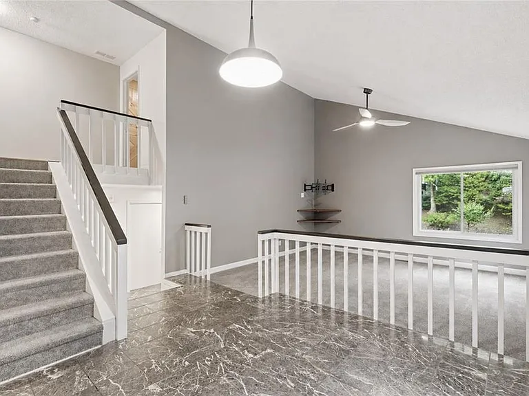 9485 Martin Rd — Photo 13