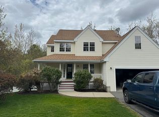 31 Cliffe Rd, Northbridge, MA 01534