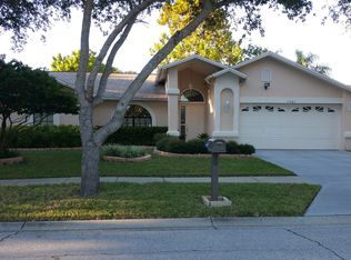 7985 Somerset Dr, Largo, FL 33773