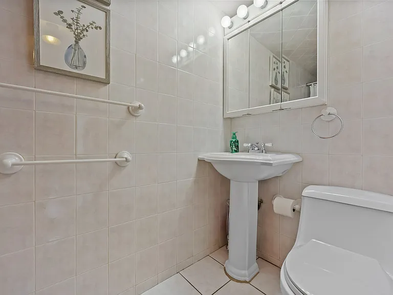 29 Brookridge Ave — Photo 6