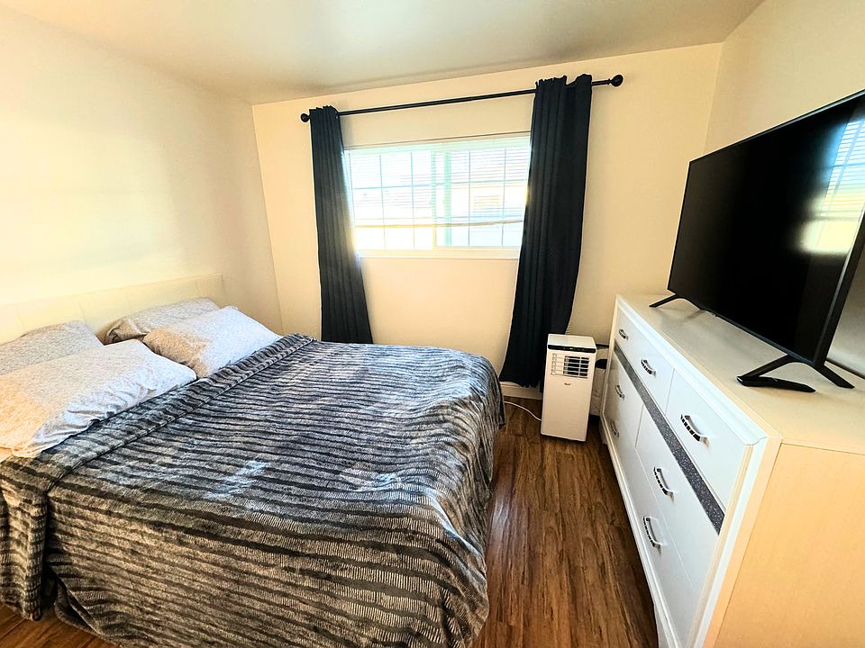 1st image of 3207 Impala Dr #6
