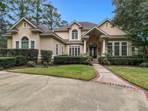14 Lancaster Pl, Hilton Head Island, SC 29926