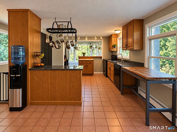 5th image of 343 Greystone Road