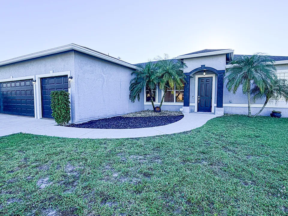 4002 SW Jarmer Rd