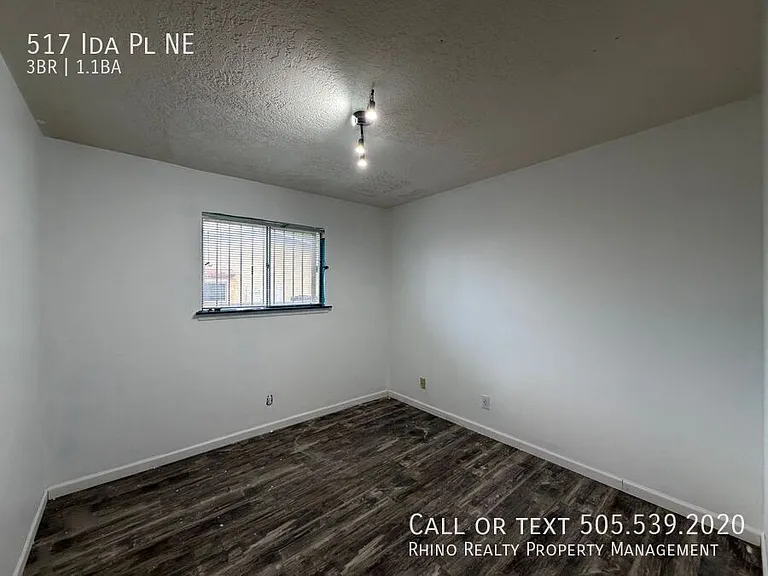 517 Ida Pl NE — Photo 16